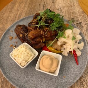 POMALY PEČENÉ BRAVČOVÉ REBRÁ TERIYAKI